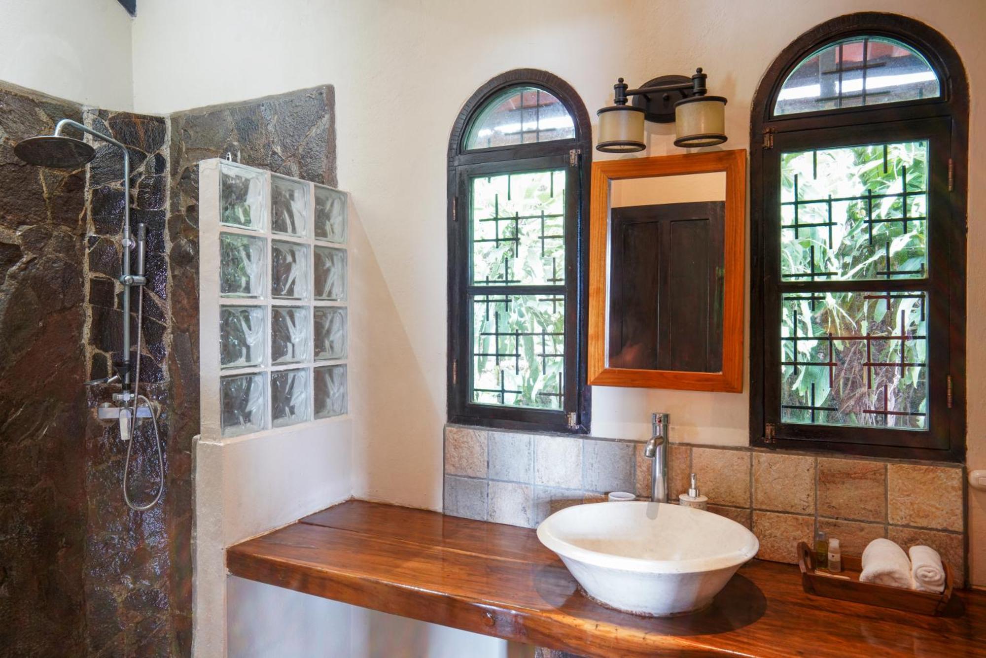 Отель Casa Marbella Playa Santa Teresa  Экстерьер фото